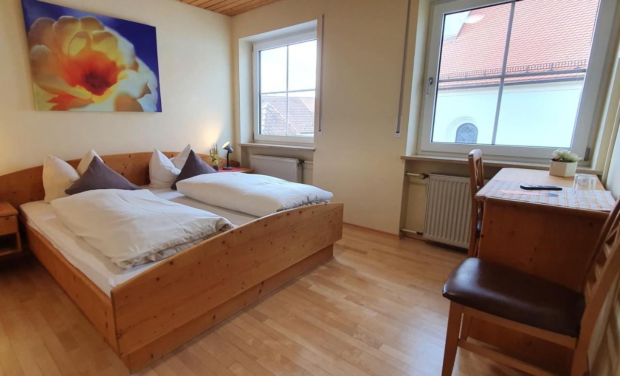 Landgasthof Braun Mindelstetten Esterno foto